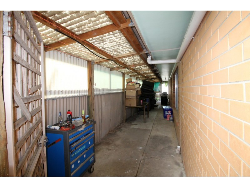 6 Saunders St, Welshpool VIC 3966