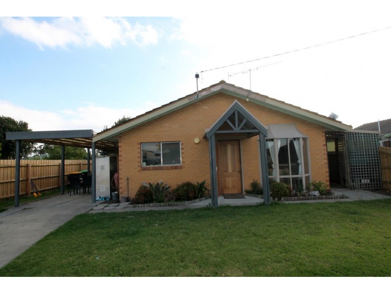 6 Saunders St, Welshpool VIC 3966