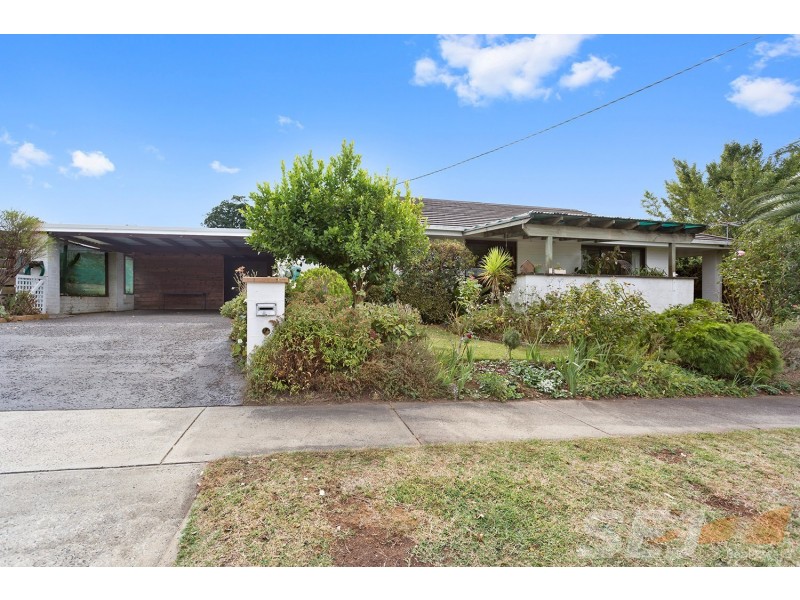 18 Macdonald Street, Leongatha VIC 3953