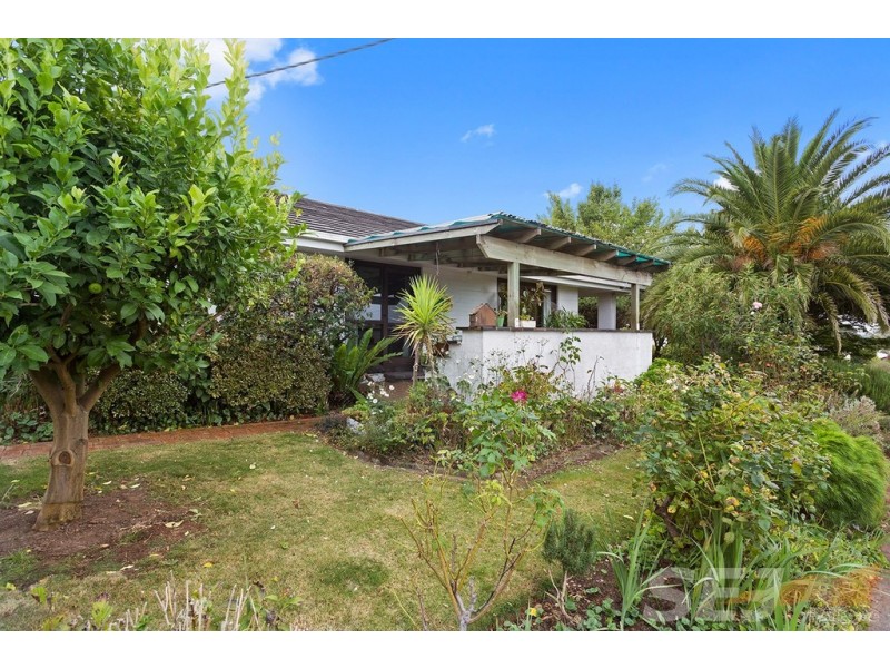 18 Macdonald Street, Leongatha VIC 3953