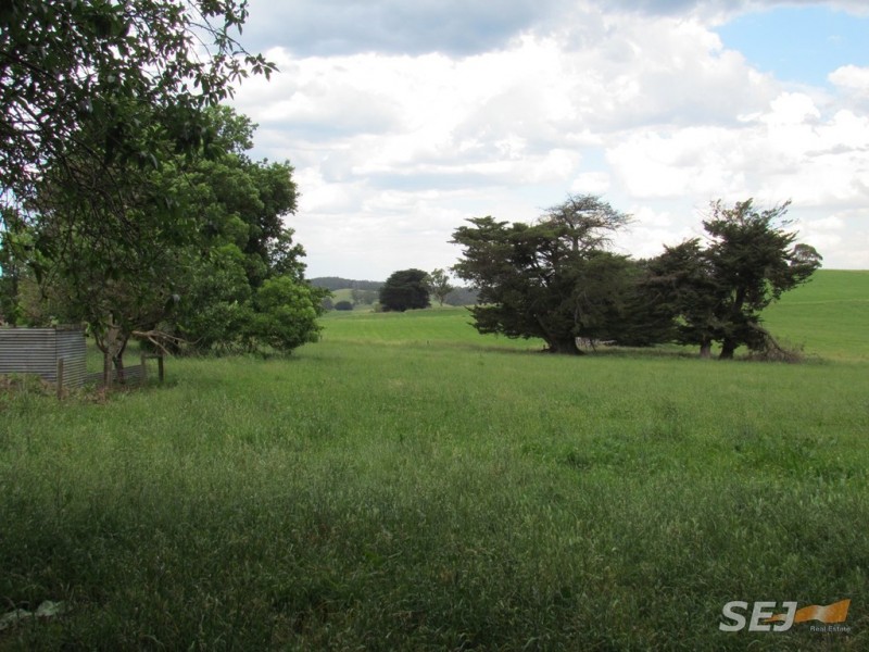 90 Sheffield Road, Neerim South VIC 3831