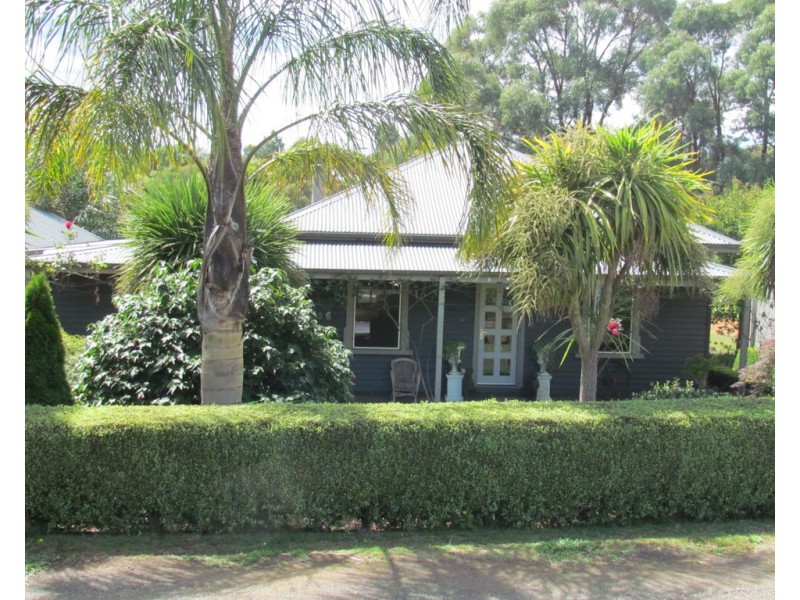 235 McGlones Road, Drouin VIC 3818