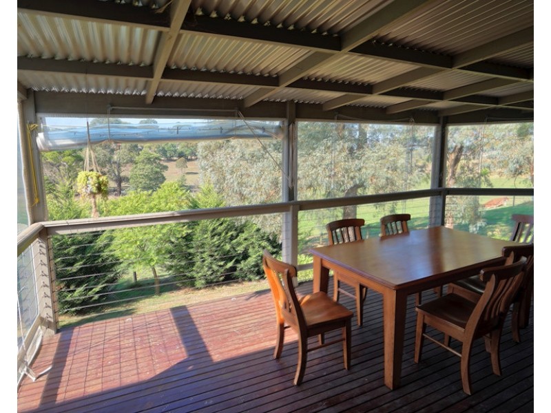 235 McGlones Road, Drouin VIC 3818