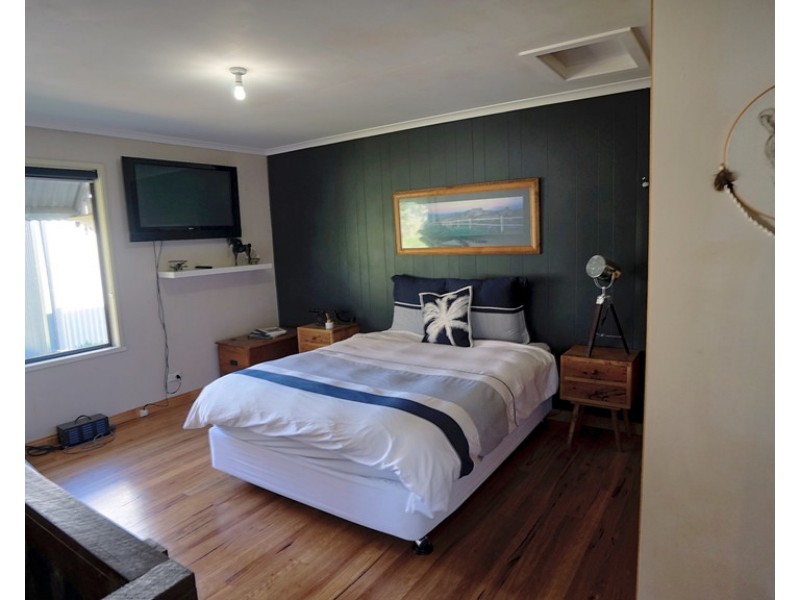 235 McGlones Road, Drouin VIC 3818