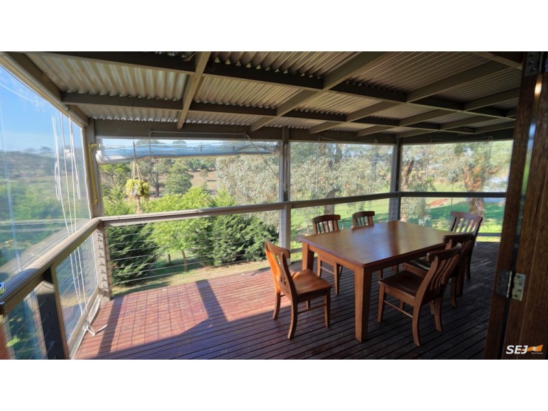 235 McGlones Road, Drouin VIC 3818