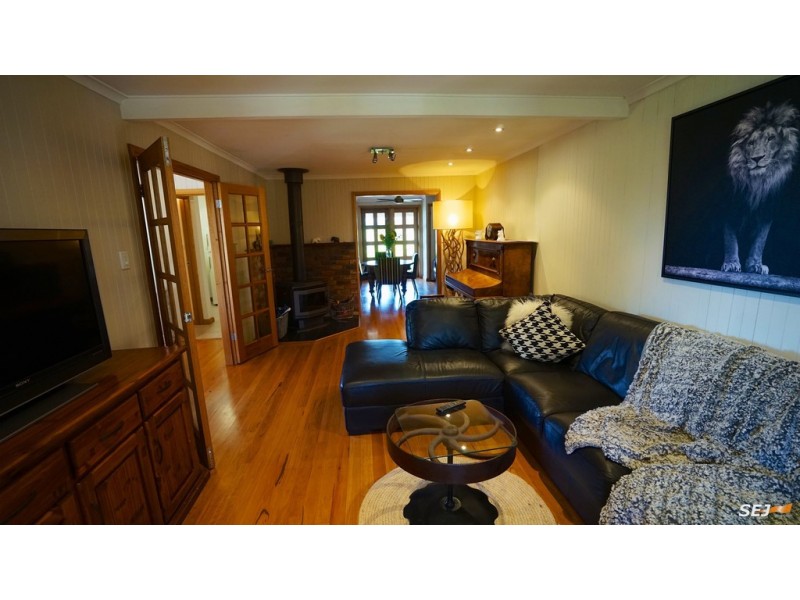 235 McGlones Road, Drouin VIC 3818