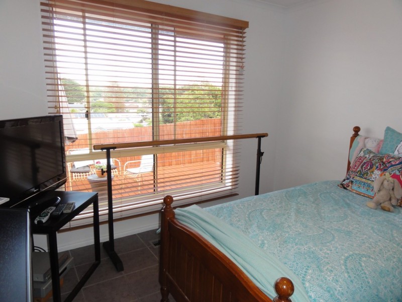 28 Wood Rd, Foster VIC 3960