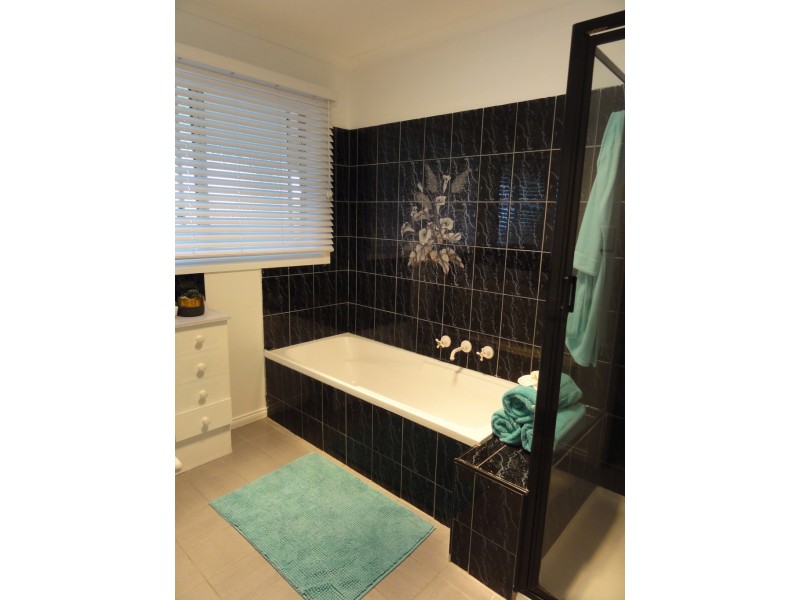 28 Wood Rd, Foster VIC 3960