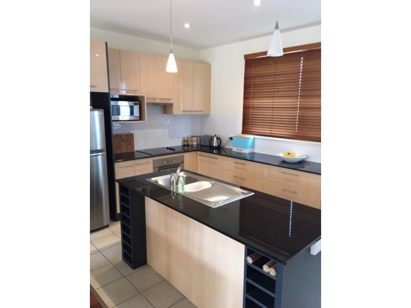 18 Ocean View Pde, Sandy Point VIC 3959