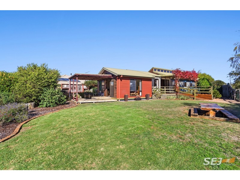 2A JOHNSTONE STREET, Thorpdale VIC 3835