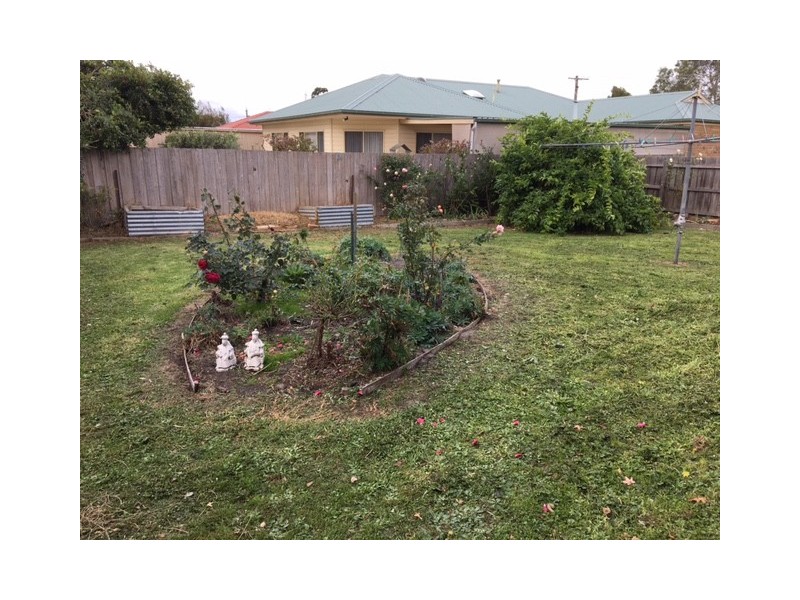 28 Court St, Foster VIC 3960