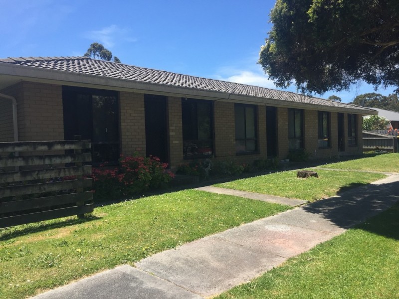 Foster VIC 3960