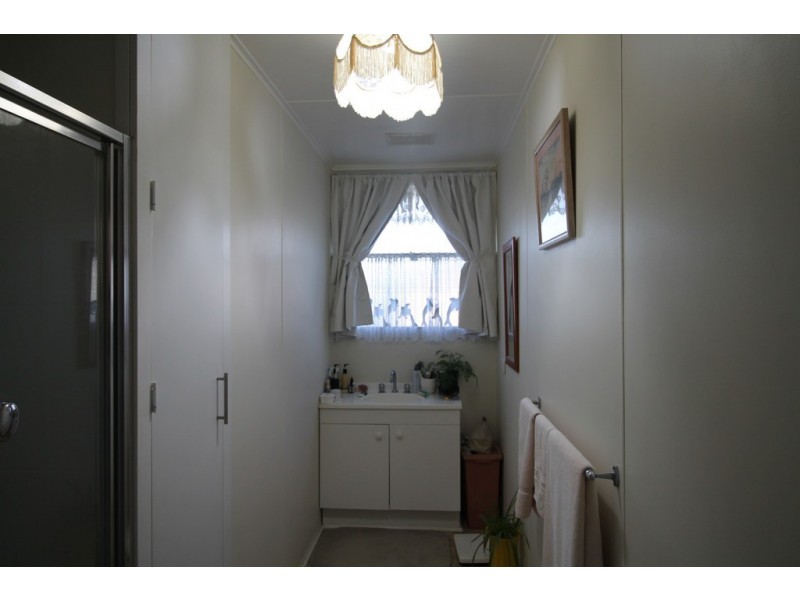 27 Cunningham St, Toora VIC 3962