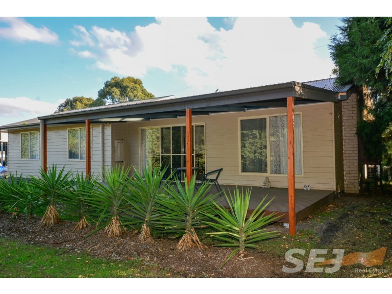 245 DENHAMS ROAD, Hallston VIC 3953