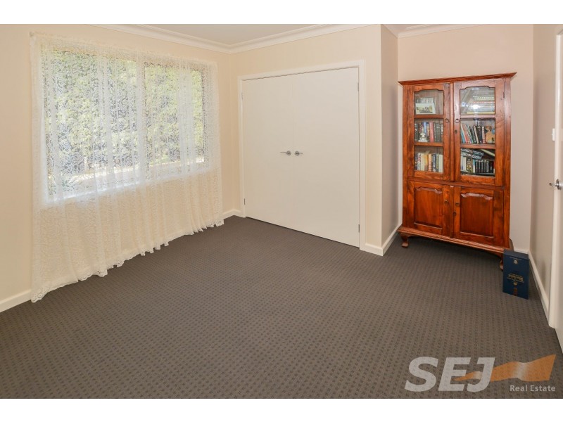245 DENHAMS ROAD, Hallston VIC 3953