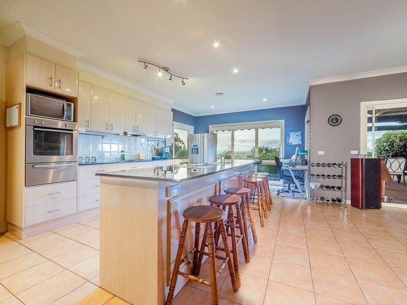 27 Boronia Rise, Trafalgar East VIC 3824