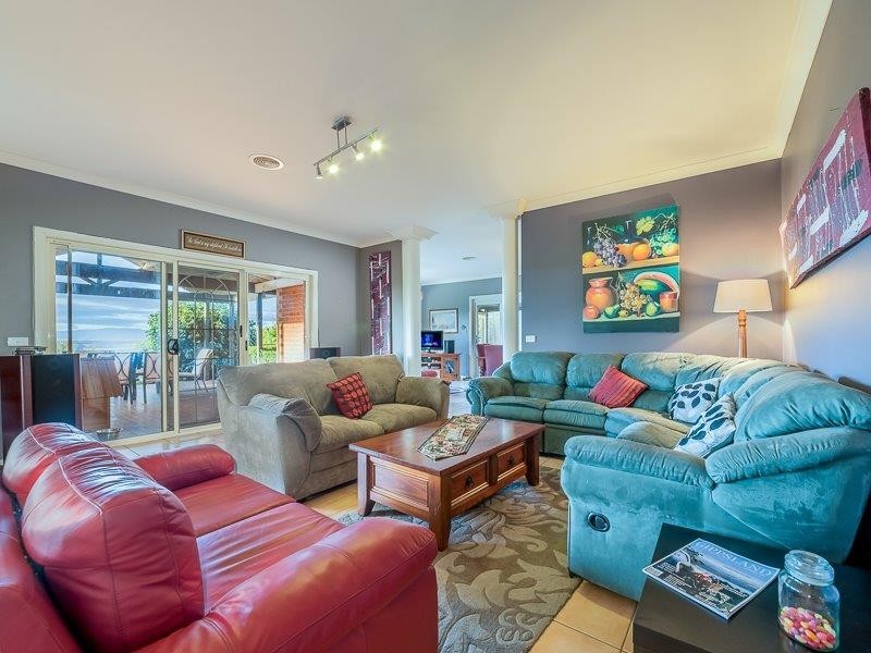 27 Boronia Rise, Trafalgar East VIC 3824