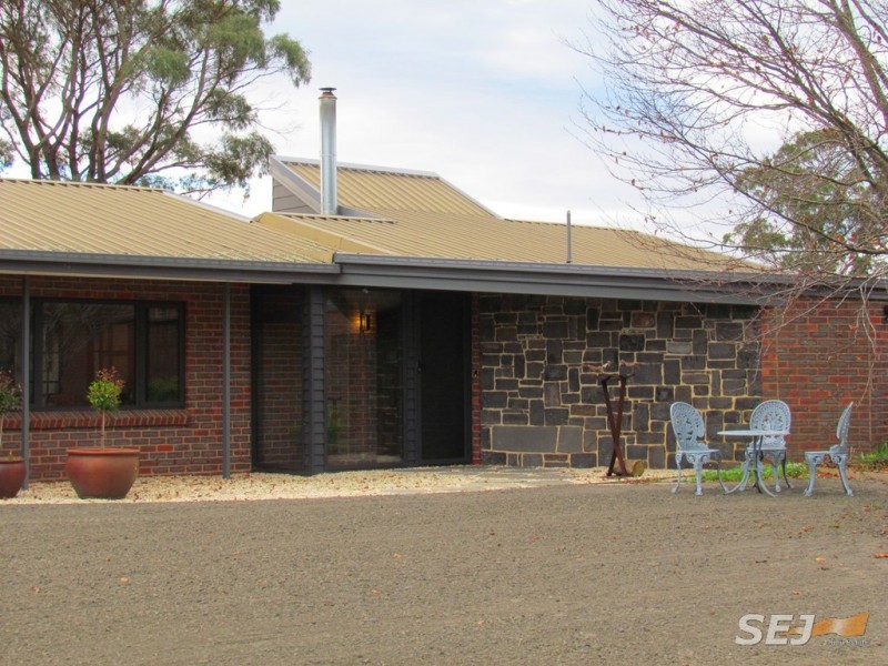 244 Dawsons Track, Nilma North VIC 3821