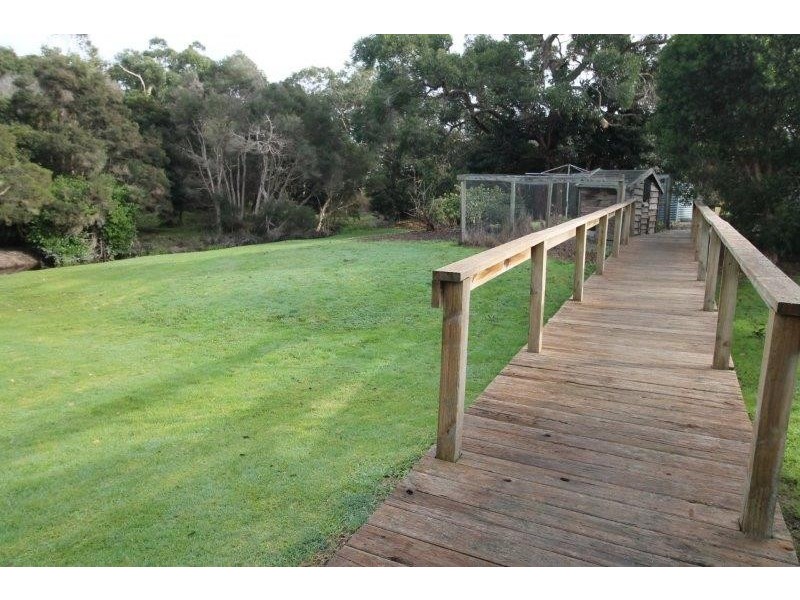 290 Black Swamp Rd, Foster VIC 3960