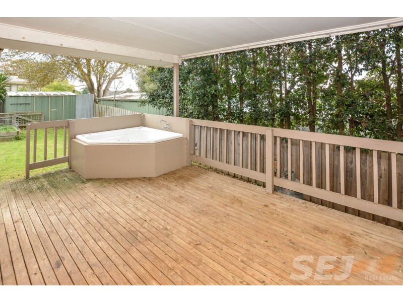 7 James Court, Leongatha VIC 3953