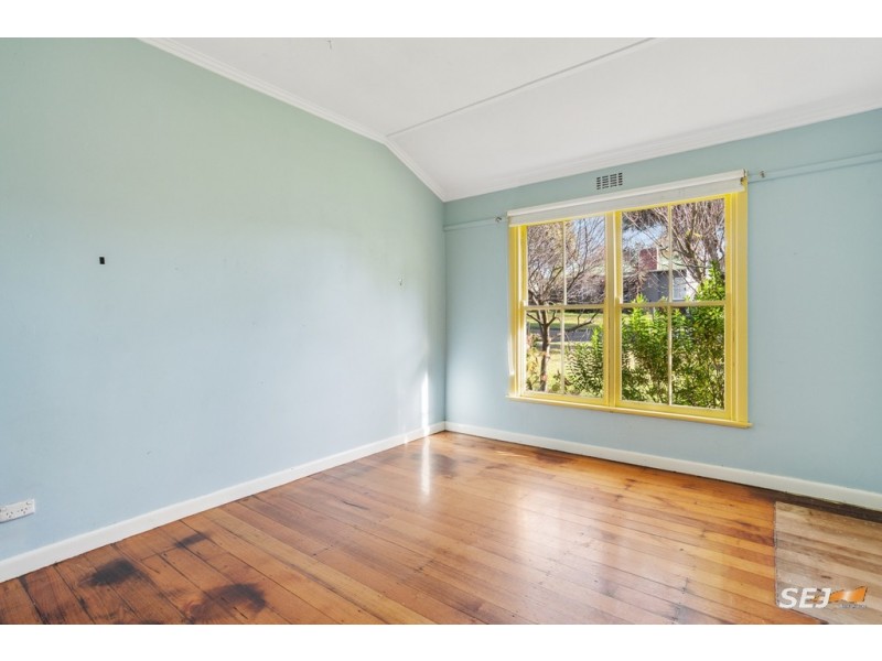 16 Centre Avenue, Warragul VIC 3820