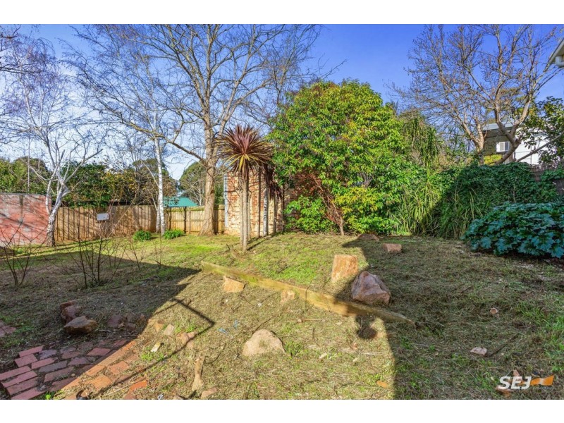 16 Centre Avenue, Warragul VIC 3820