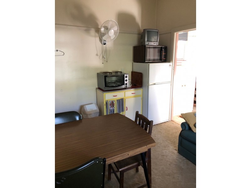 7 Main St, Welshpool VIC 3966