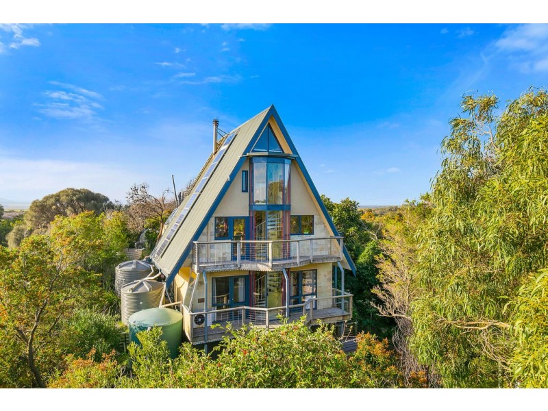 16 Harbour View, Sandy Point VIC 3959