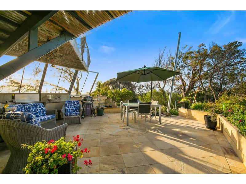 16 Harbour View, Sandy Point VIC 3959