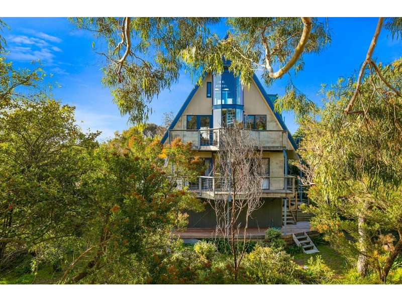 16 Harbour View, Sandy Point VIC 3959
