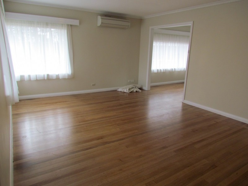 1 McNeilly Road, Drouin VIC 3818