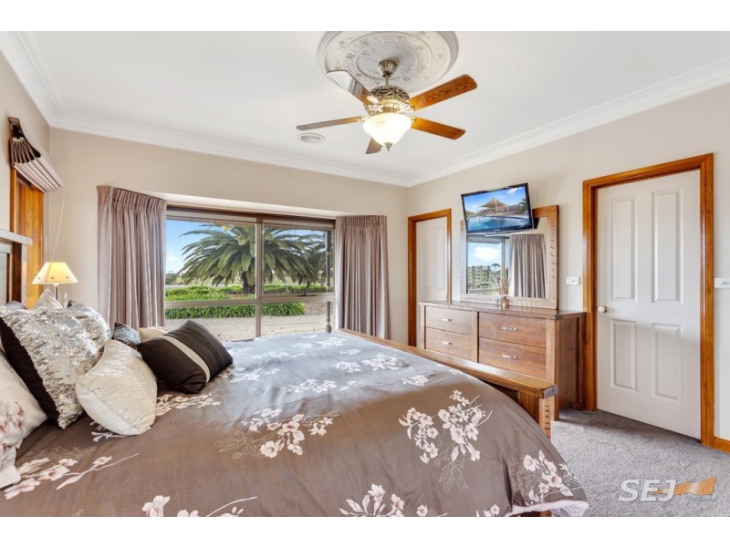 735 KOO WEE RUP-LONGWARRY RD, Modella VIC 3816