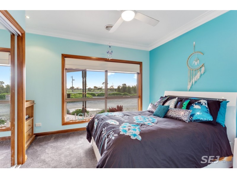 735 KOO WEE RUP-LONGWARRY RD, Modella VIC 3816