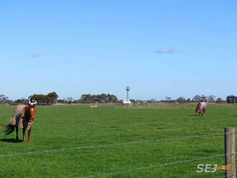 735 KOO WEE RUP-LONGWARRY RD, Modella VIC 3816