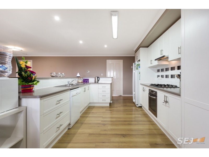 30 Munro Street, Warragul VIC 3820