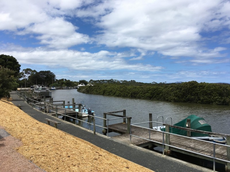 7 Fisherman’s Way, Port Franklin VIC 3964