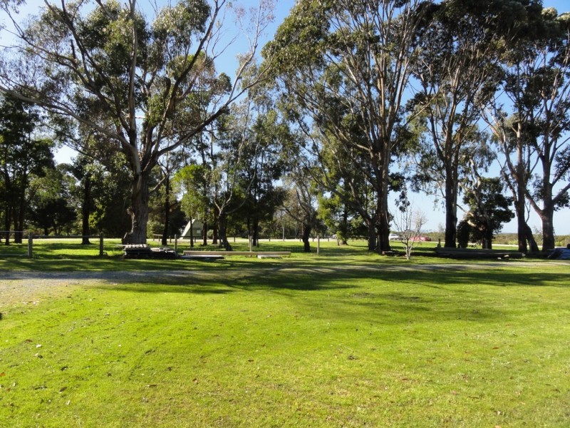 11 Fishermans Way, Port Franklin VIC 3964