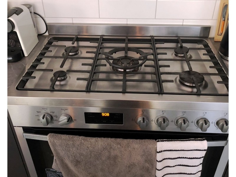 18 Appleporch Way, Drouin VIC 3818