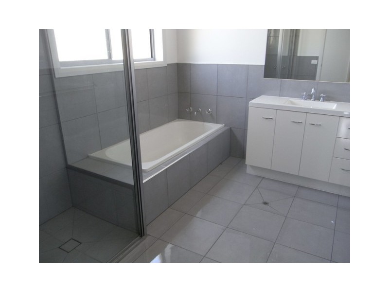 Toora VIC 3962