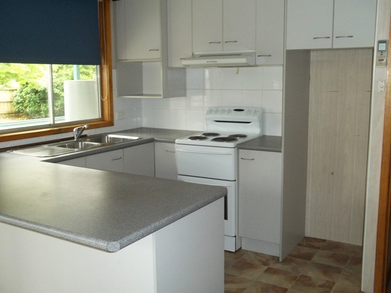 Foster VIC 3960