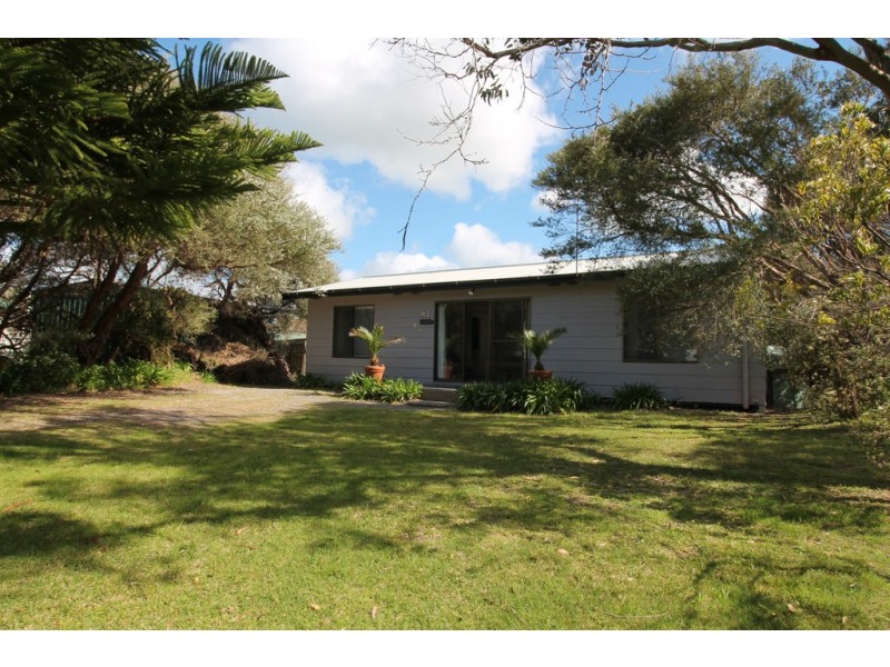 1 Ennisvale Ave, Sandy Point VIC 3959