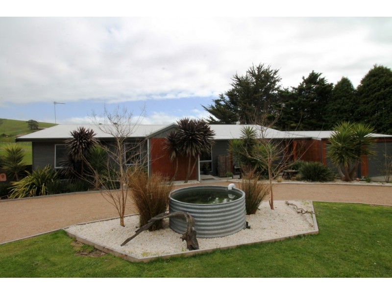 16 Gibbs St, Foster VIC 3960