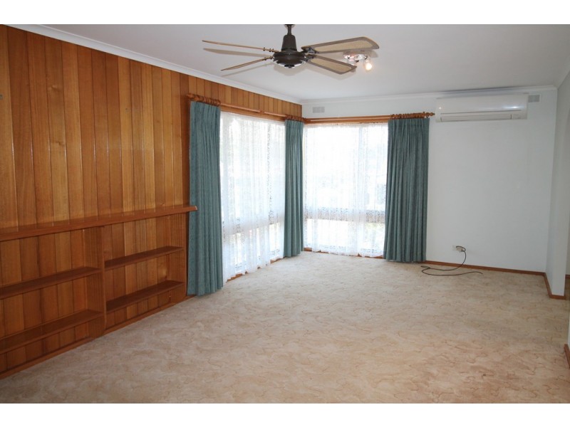 6 Sparkes Crt, Foster VIC 3960