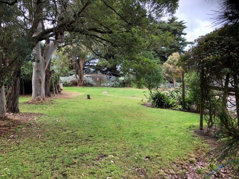 195 Stewarts Rd, Fish Creek VIC 3959