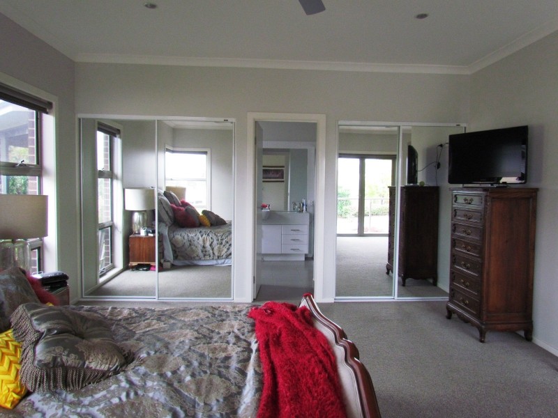 18 Willow Crescent, Warragul VIC 3820
