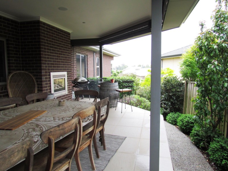 18 Willow Crescent, Warragul VIC 3820