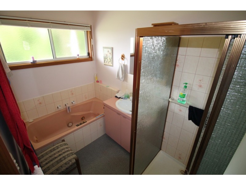 22 Albert Crt, Foster VIC 3960