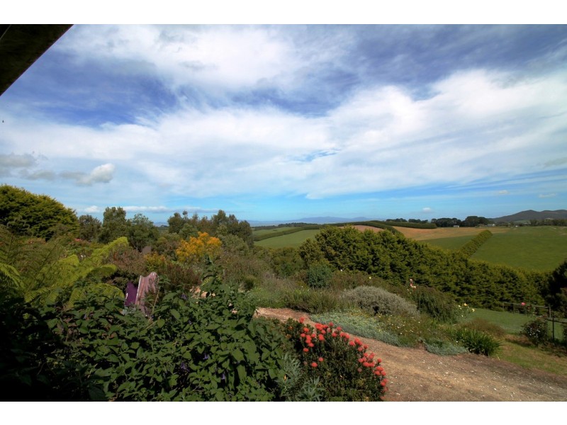 22 Albert Crt, Foster VIC 3960