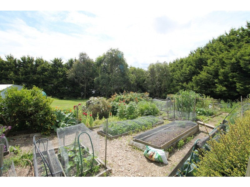 22 Albert Crt, Foster VIC 3960