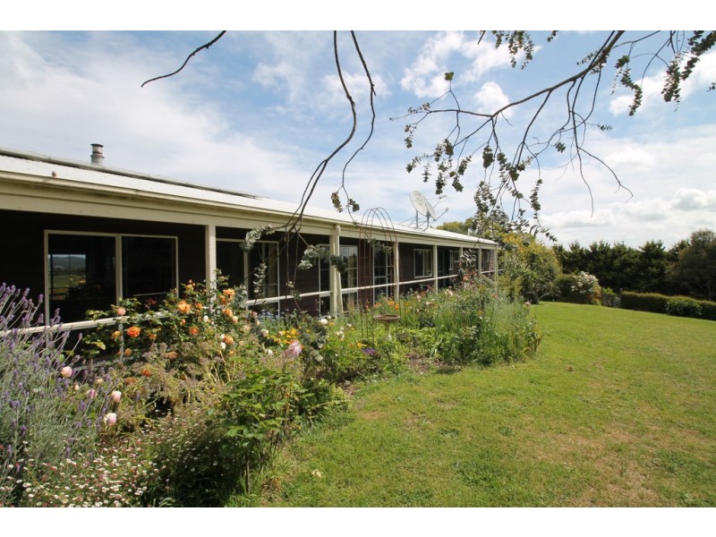 22 Albert Crt, Foster VIC 3960